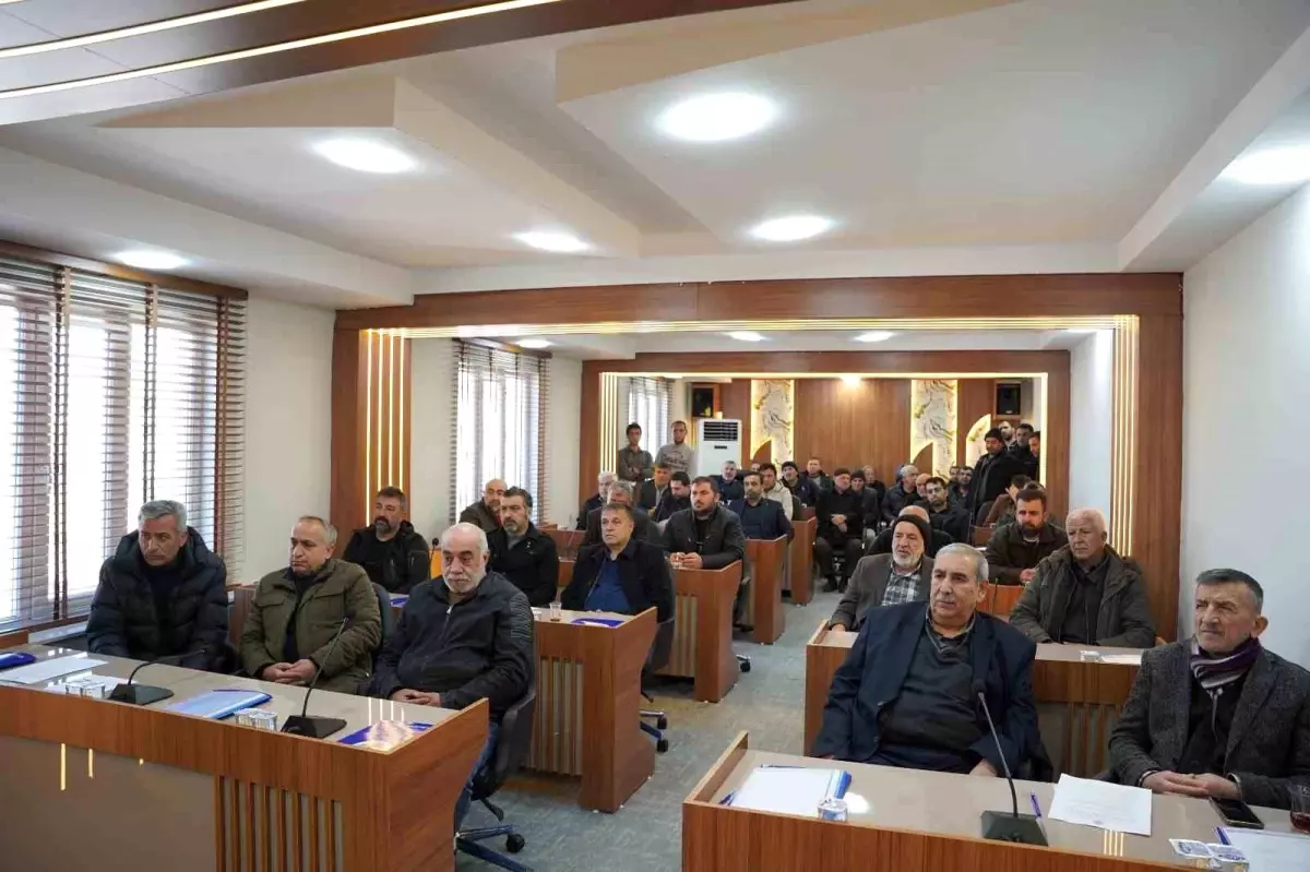 Kahta’da Eski Çarşı Kentsel Dönüşüm Projesi Bilgilendirme Toplantısı Düzenlendi